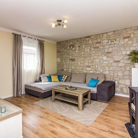 Апартаменти Apartman Maxim Пула Екстер'єр фото
